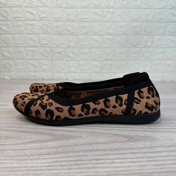 Clarks Carly Wish Leopard Print Ballet Flats WMNS US7.5M Dark Tan Comfort Shoes - Picture 3 of 9